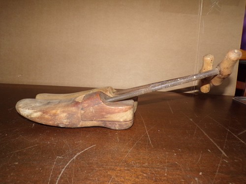 Ancienne paire embauchoir - ancienne,