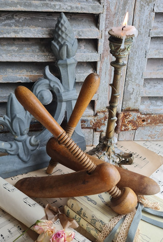 Anciens embauchoirs bois - anciens, en